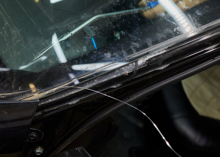 Auto glass work in Berkley