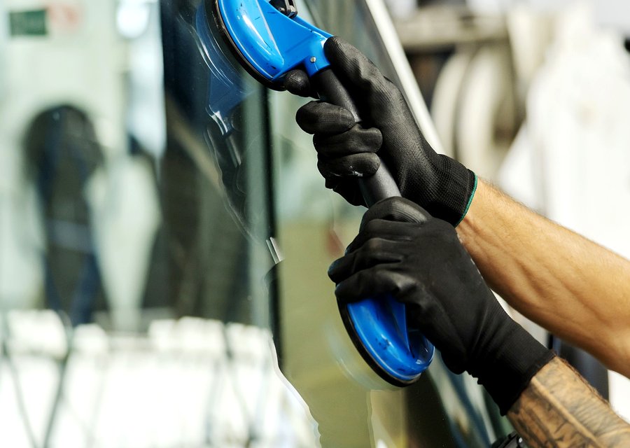 Auto glass work in Auburn