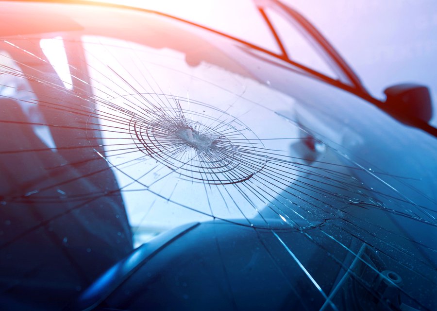 Auto glass work in Loranger