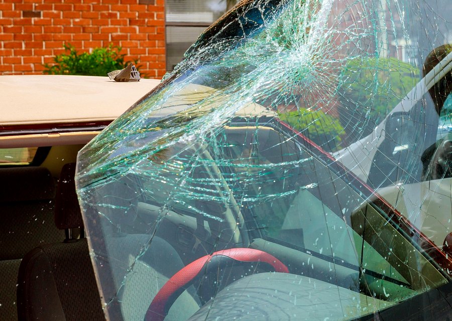 Auto glass work in Wixom