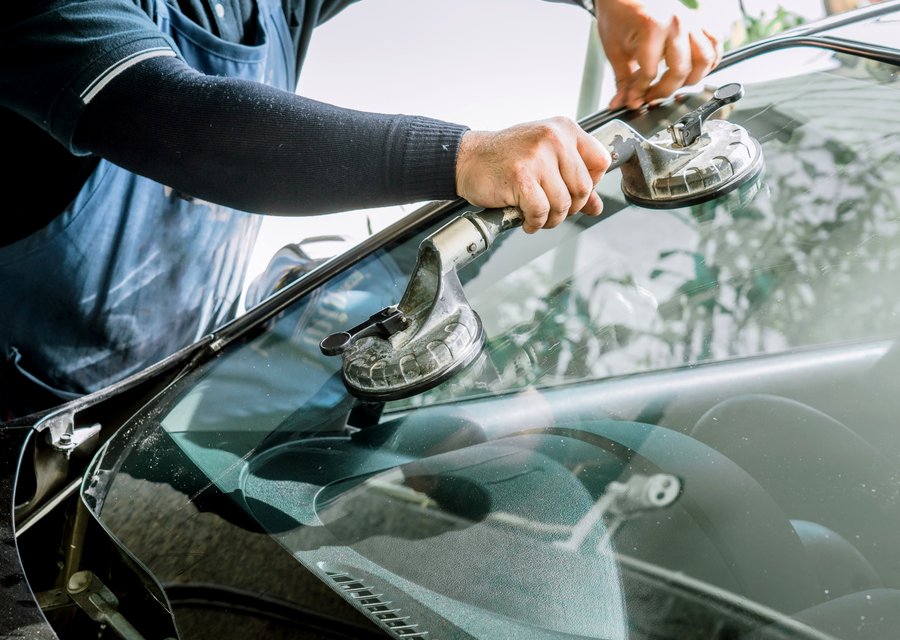 Auto glass work in Coffeyville
