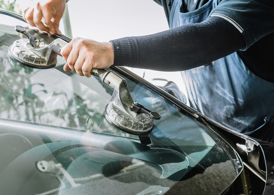 Auto glass work in Port Richey