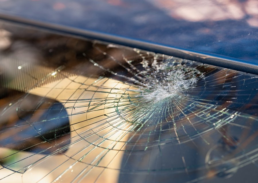 Auto glass work in Ada