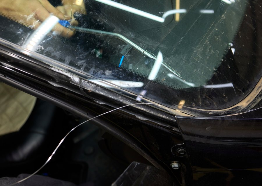 Auto glass work in Oakfield