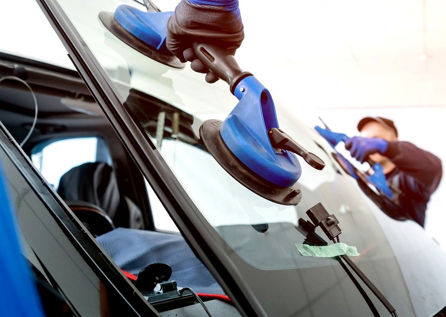 Auto glass work in Maybee
