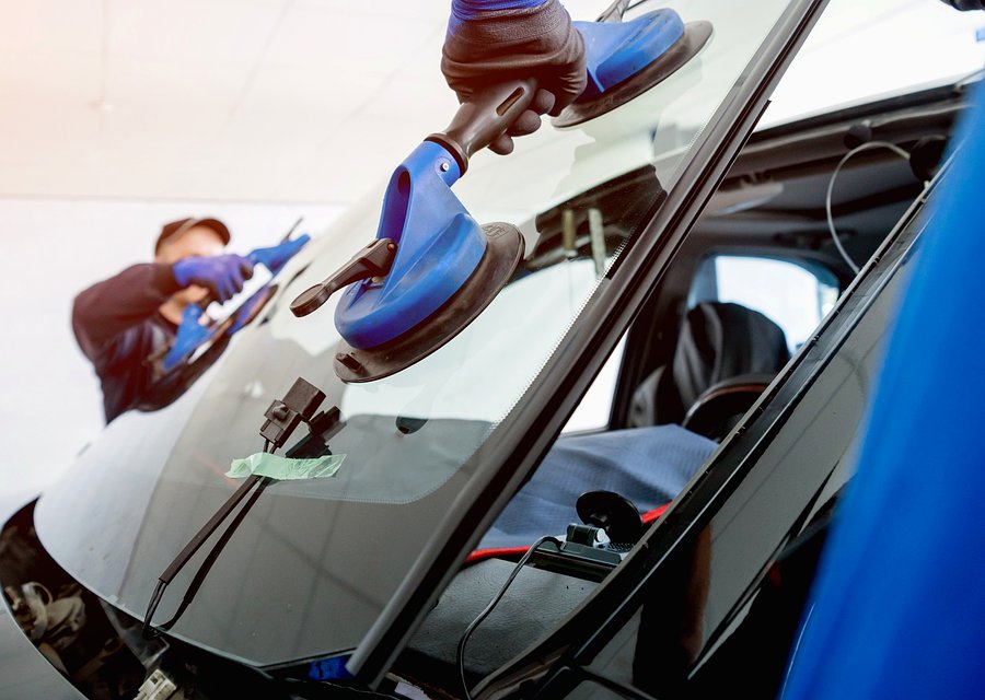 Auto glass work in Hammond