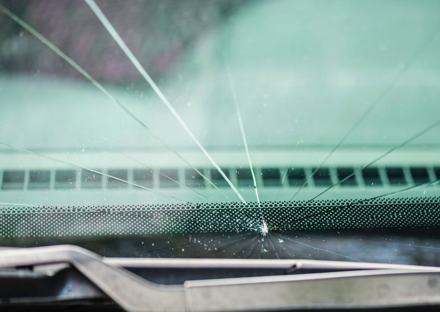 Auto glass work in Lincoln