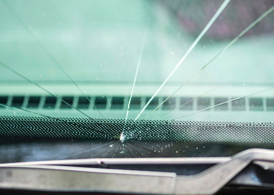Auto glass work in Gibsonton