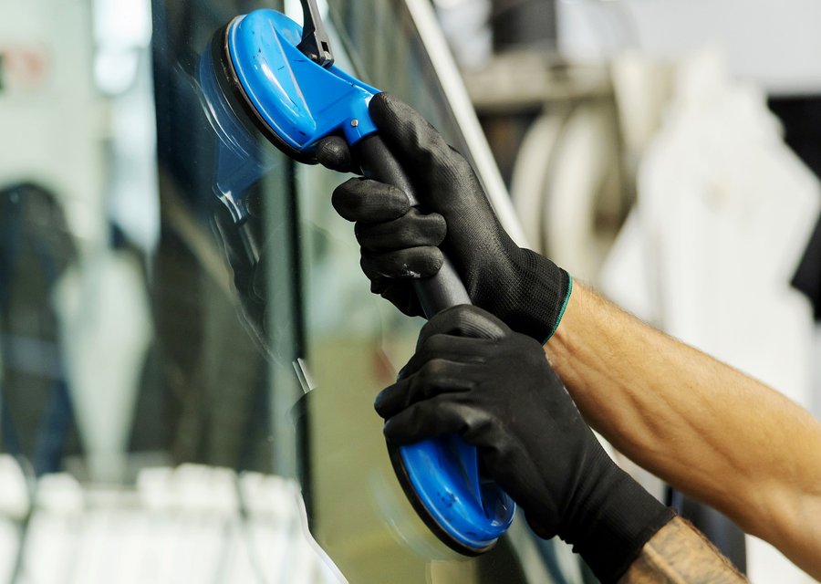 Auto glass work in Kawkawlin