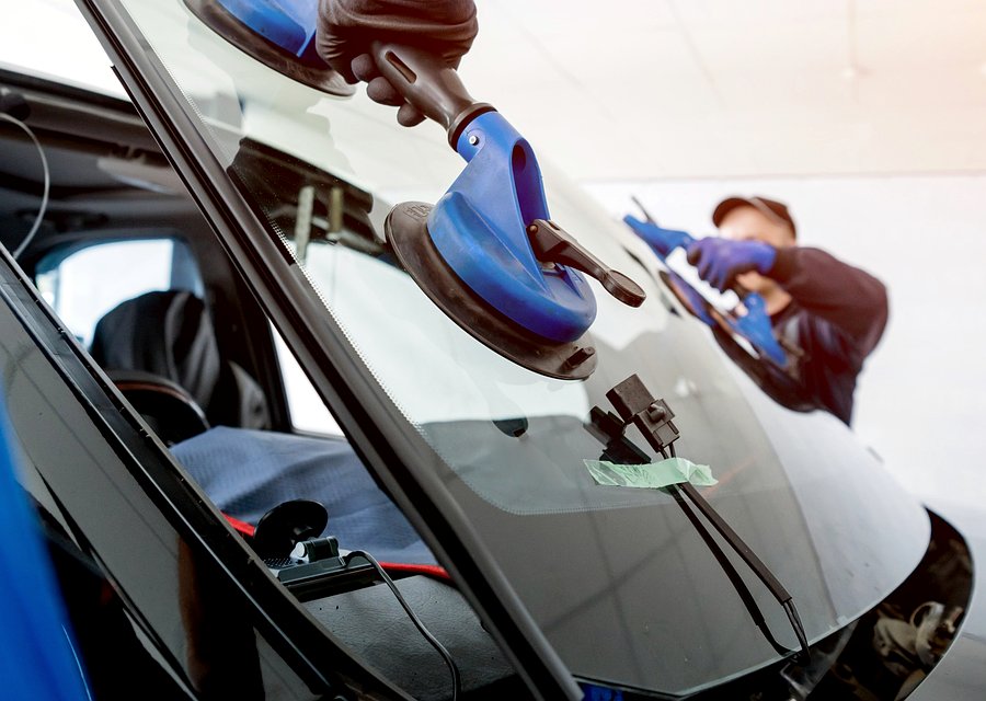Auto glass work in Lake Hamilton