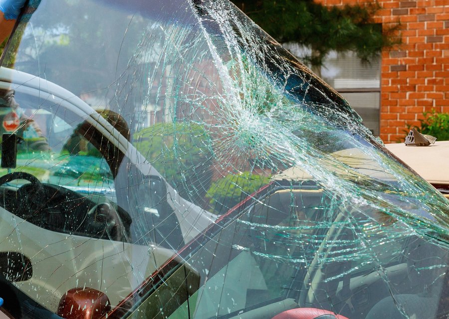 Auto glass work in Safety Harbor