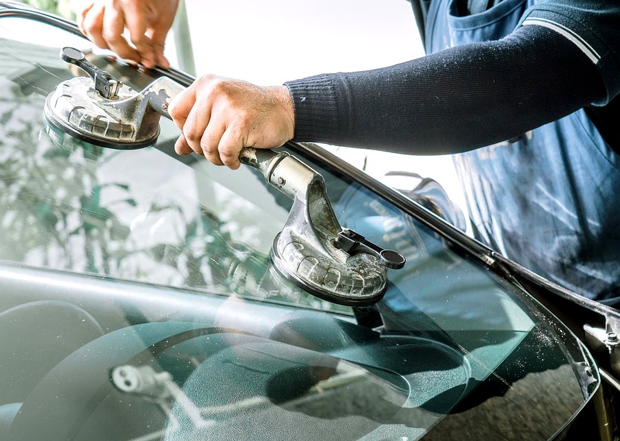 Auto glass work in Scottsdale