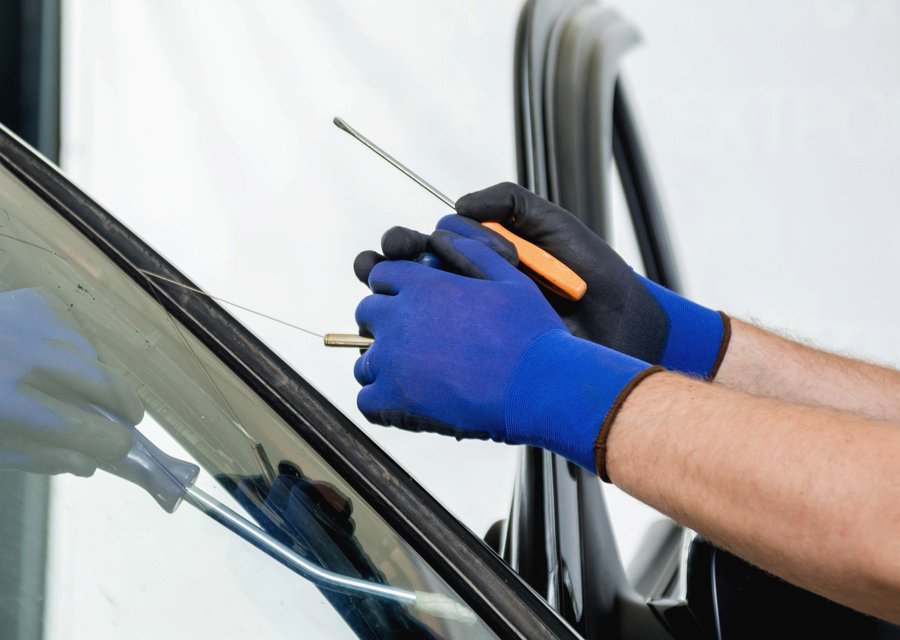 Auto glass work in Bloomfield