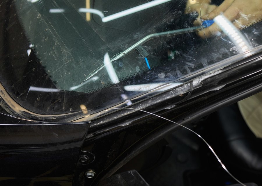 Auto glass work in Pleasant Ridge