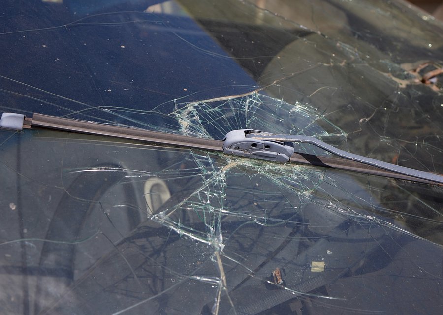 Auto glass work in Daytona Beach