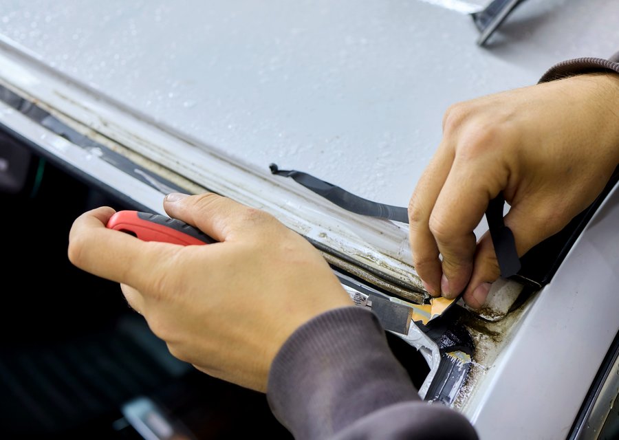 Auto glass work in Mt Washington