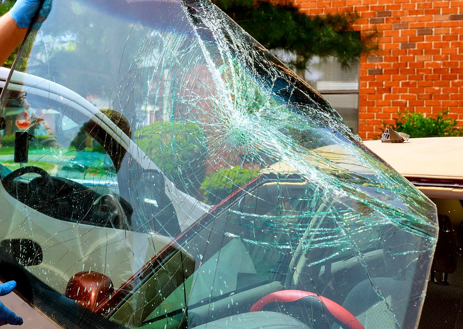 Auto glass work in Leesburg