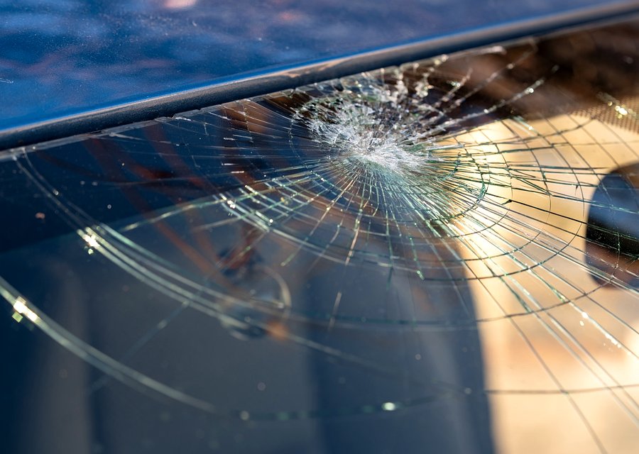 Auto glass work in Bedford