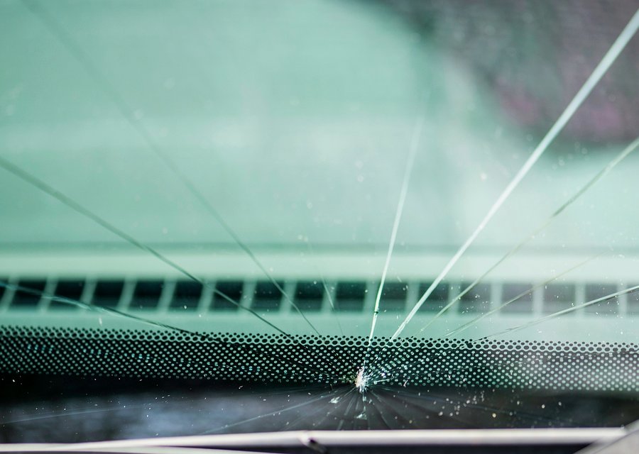 Auto glass work in Mt Clemens