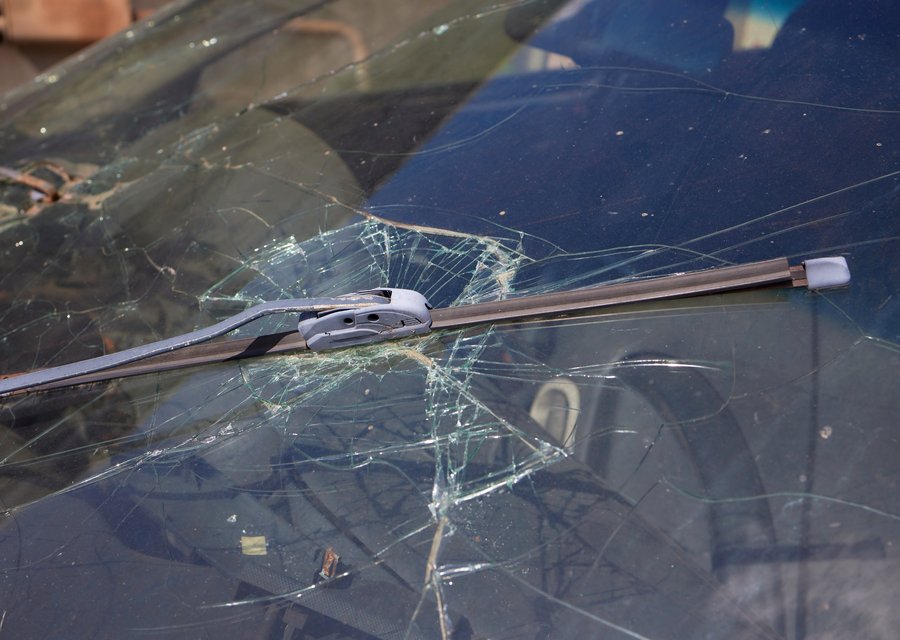 Auto glass work in Rex