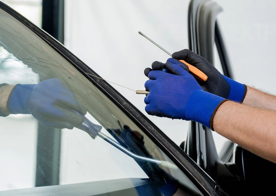 Auto glass work in Otsego