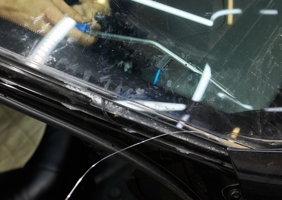Auto glass work in Charlevoix