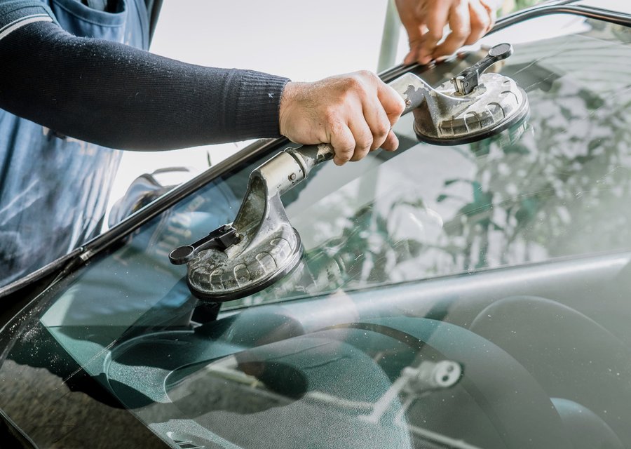 Auto glass work in Industry