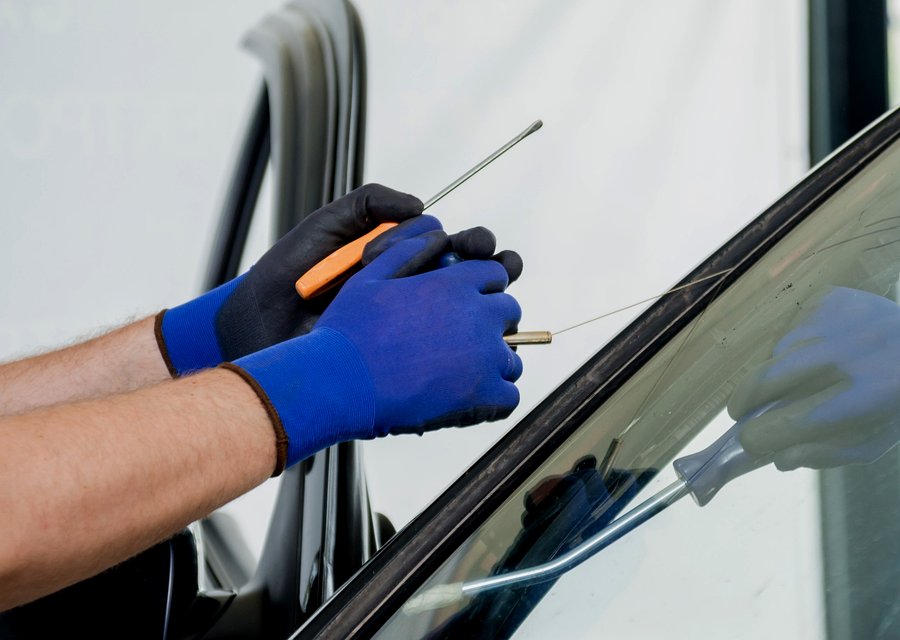 Auto glass work in Valrico