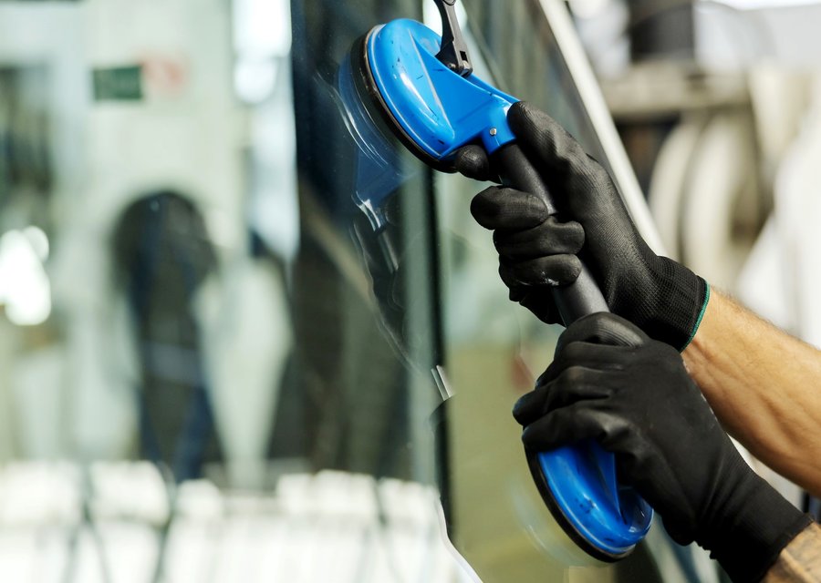 Auto glass work in Westminster