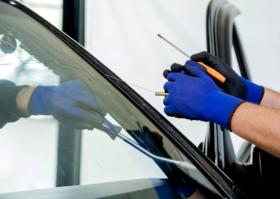 Auto glass work in Broomfield
