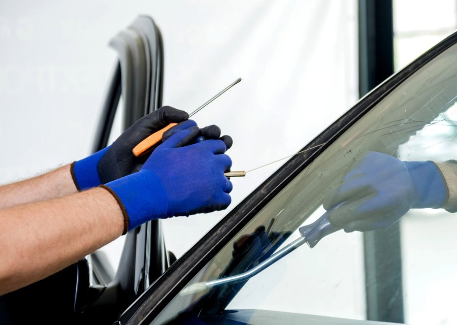Auto glass work in Donaldsonville