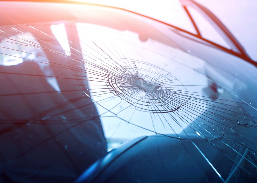 Auto glass work in Benton