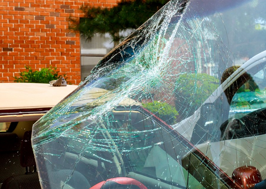 Auto glass work in Powder Springs