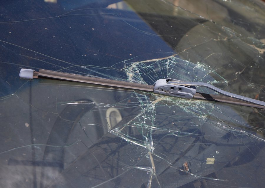 Auto glass work in Lutz