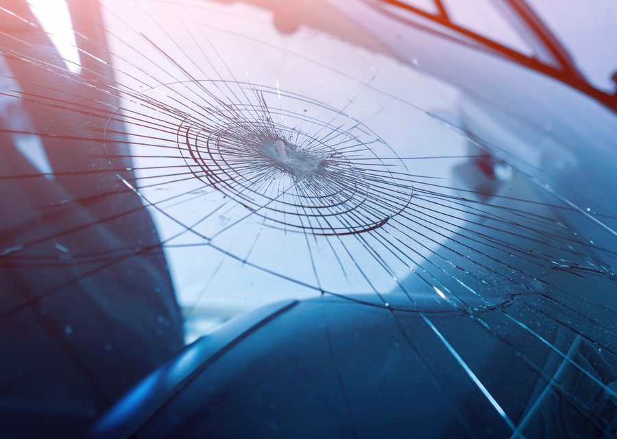 Auto glass work in Erie