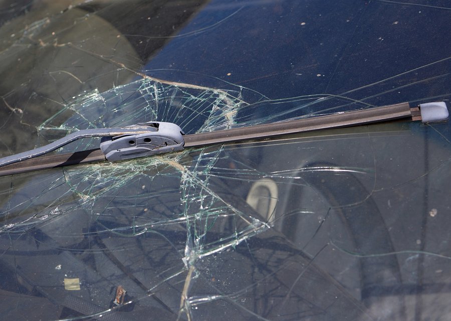 Auto glass work in Clarkston
