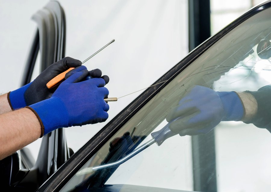 Auto glass work in Buchanan