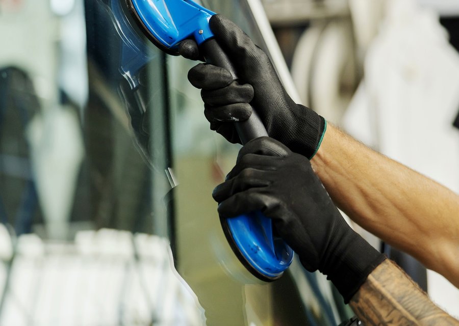 Windshield replacement Loranger