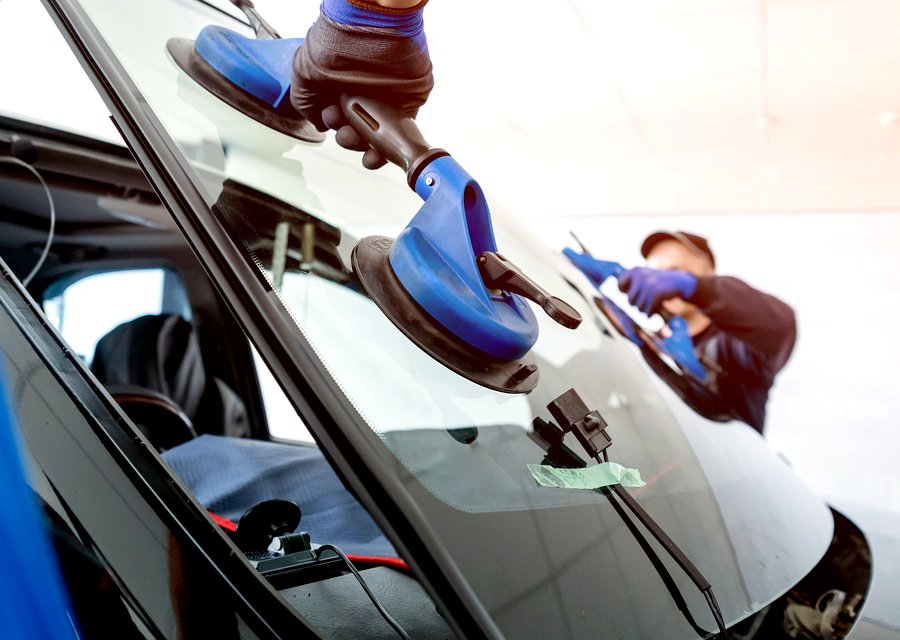Windshield replacement Hastings