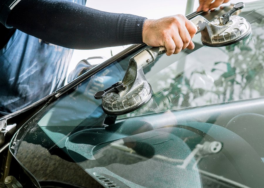 Windshield replacement Oakfield