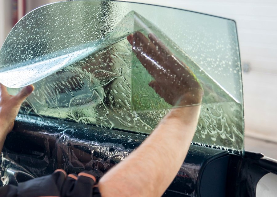 Windshield replacement St Bernard