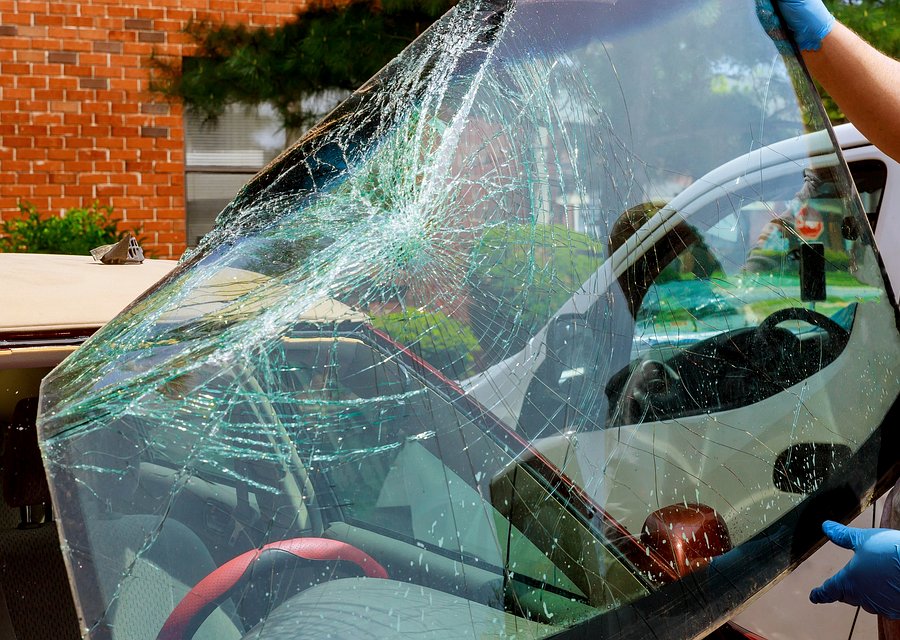 Windshield replacement Dundee