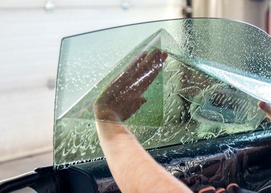 Windshield replacement Arma