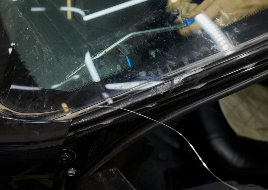 Windshield replacement Valley Falls