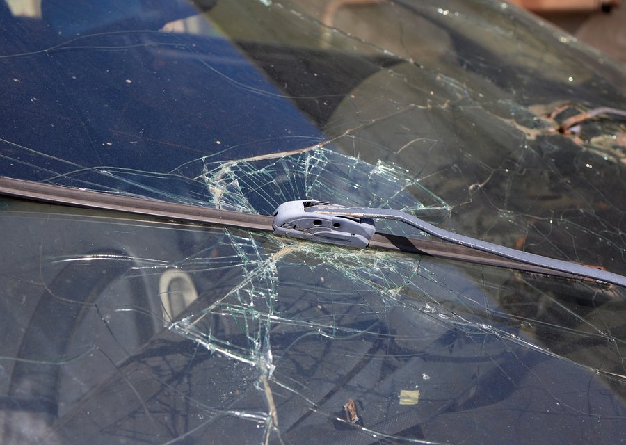 Windshield replacement Laplace