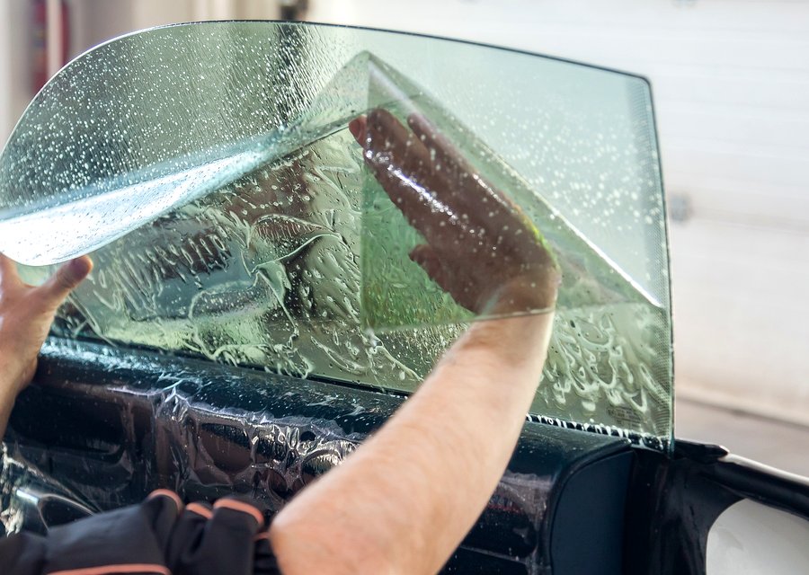 Windshield replacement Holmes Beach