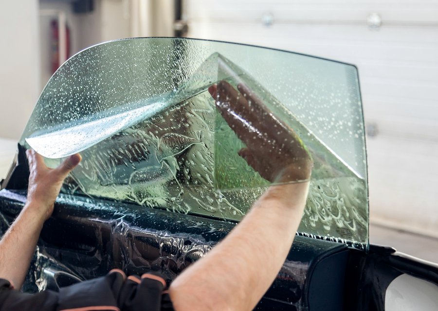 Windshield replacement Lithonia