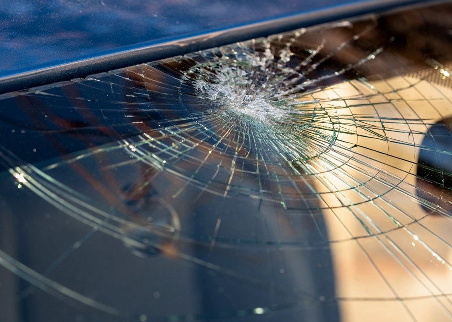 Windshield replacement Martin