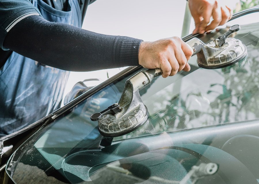Windshield replacement Safety Harbor
