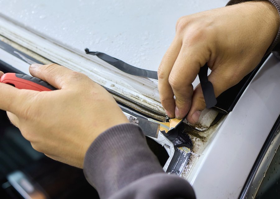 Windshield replacement Commerce